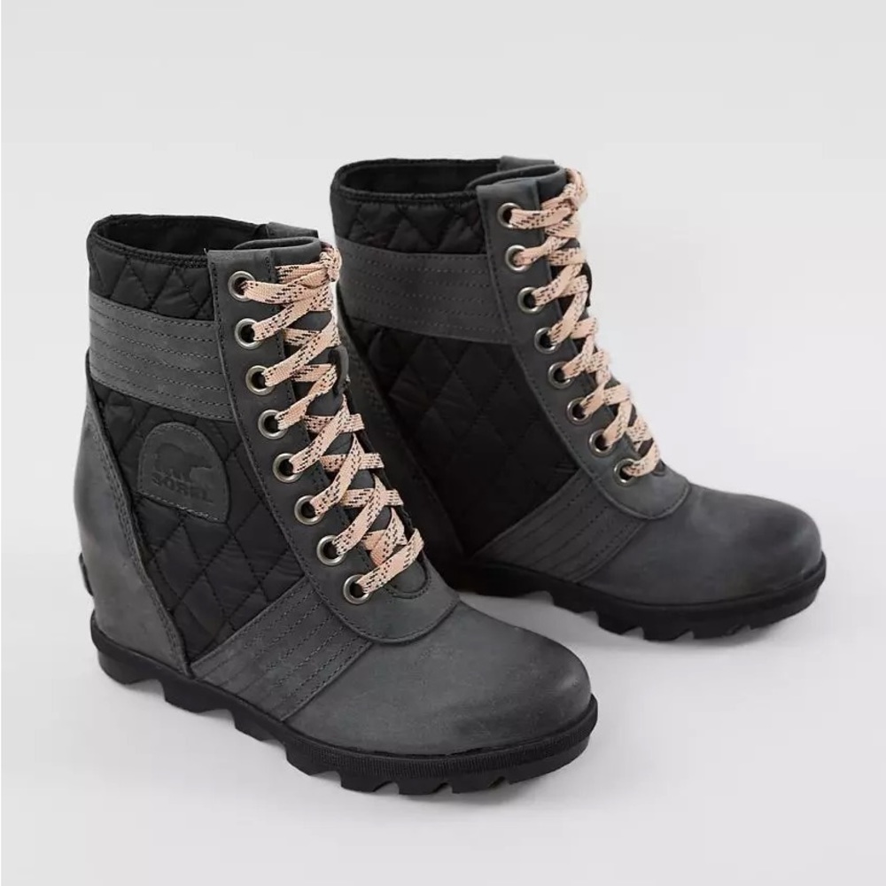 Sorel Lexie Wedge booties, Dark Slate New in Box Size 8